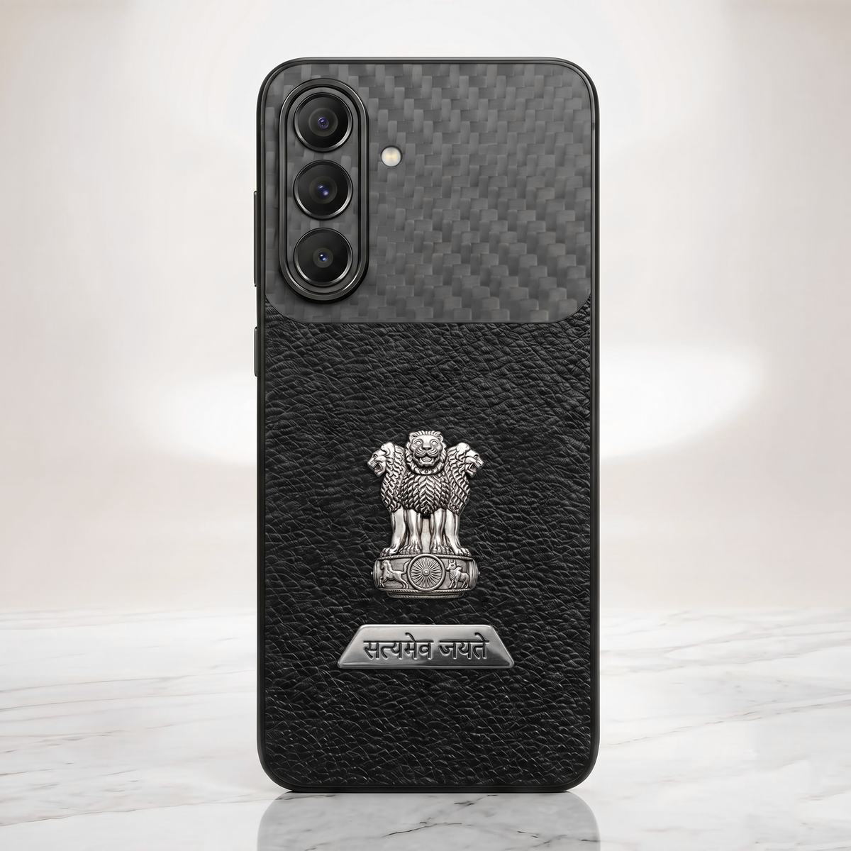 Samsung Galaxy A37 5G Satyamev Jayate 2-in-1 Emblem Carbon Fiber Leather Phone Case