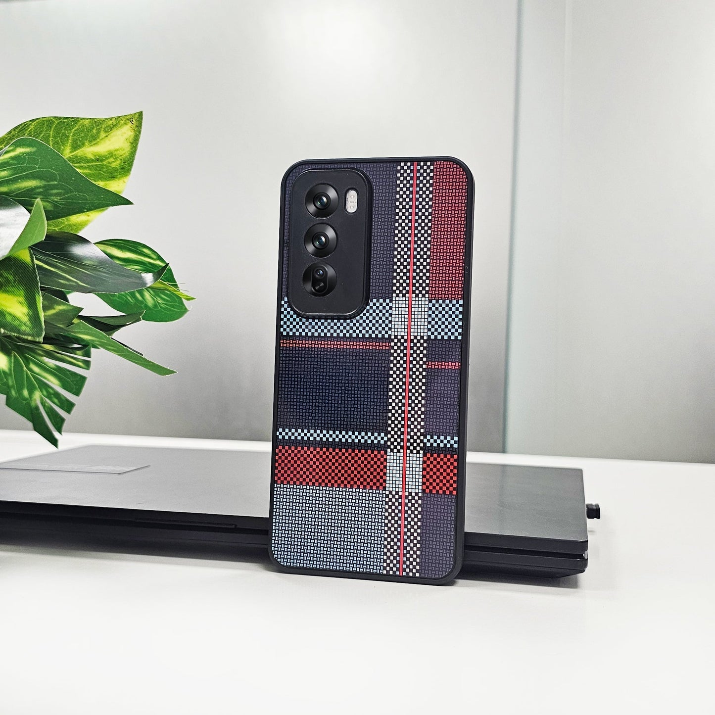 Oppo Reno12 5G Luxury Grid Pattern Glass Back Shockproof Case